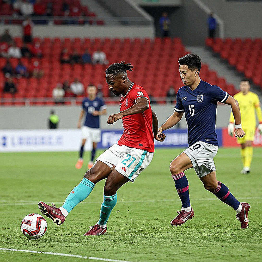 Khoảng trống dữ liệu của V.League: Đọc bóng đá Việt Nam bằng mắt thường