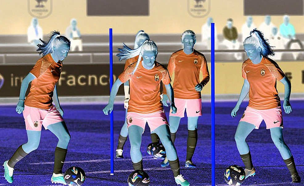 Audero hay Maarten Paes: Indonesia chọn thủ môn bằng cảm hứng hay bằng tiêu chí?