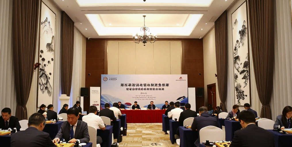 Carlsen Trở Lại Bảo Vệ Đệm Vàng Tại Tech Mahindra Global Chess League 2026