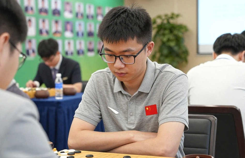 Clutch Chess ở Saint Louis và khóa học của Valeri Lilov: khi tiêu đề không còn thuộc về nội dung